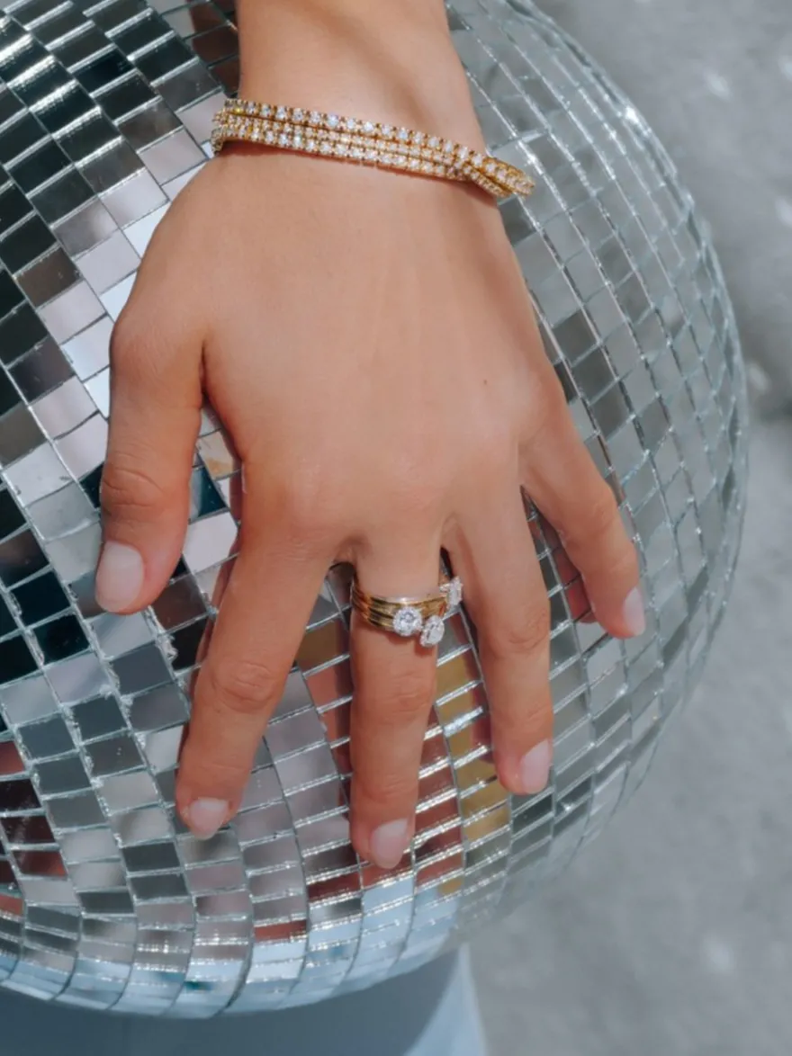Bicolor gouden entourage ring met peer diamant + Luxe Cadeau