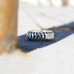 Buddha to Buddha ring Lars Small 602